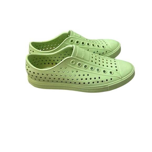 Native Jefferson Slip On Shoes Mint Green Size M4 W5 - Picture 3 of 6